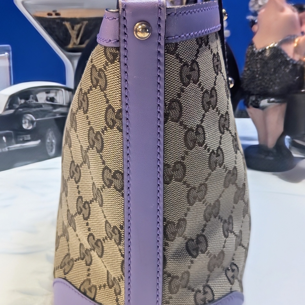 Gucci Monogram Craft Sm. Tote With Detachable Pouch - Beige With Lavender Trim🔥 - Picture 5 of 16